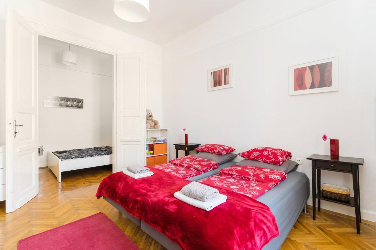 Friendly Apartment Oktogon Budapest Eksteriør bilde